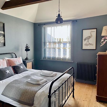 Fabulous Apartment Seconds From Beach By Whitstable-Holidays, Pudding Pan 외부 사진